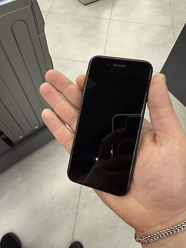 iphone 6 ve 6s: IPhone SE 2020, 128 GB, Qara, Barmaq izi — 4