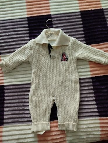 sevgililer ucun dest geyimler: Uşaq geyimləri dəsti - Krem rəngli uzunqol bodi: ön hissədə şirin — 9