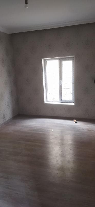 karavan satışları: Xırdalnda mərkəzə yaxın yol kənarı obyektə yararlı 2 otaqlı tam — 3