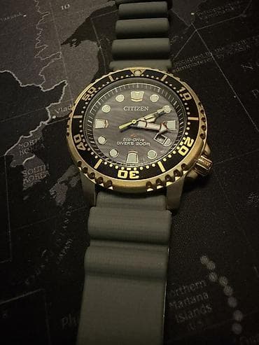 saat vitirni: Model: Citizen BN0163-00H Mexanizm: Eco-Drive (kalibr E168) günəş — 3