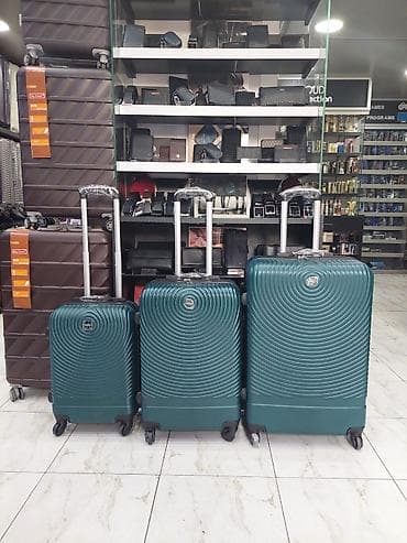 lenin: Sərt korpuslu səyahət çamadan dəsti – 3 ölçü - Material: zərbəyə — 1