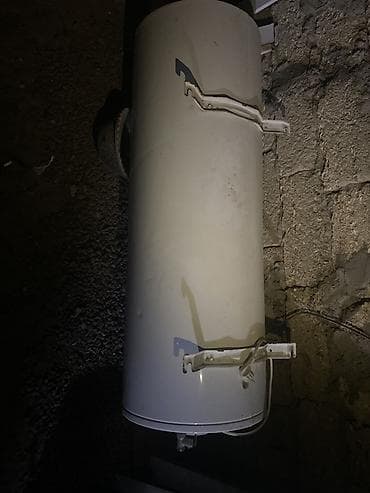 Elektrik su qızdırıcısı (divar tipli, silindrik) - Şaquli quraşdırma