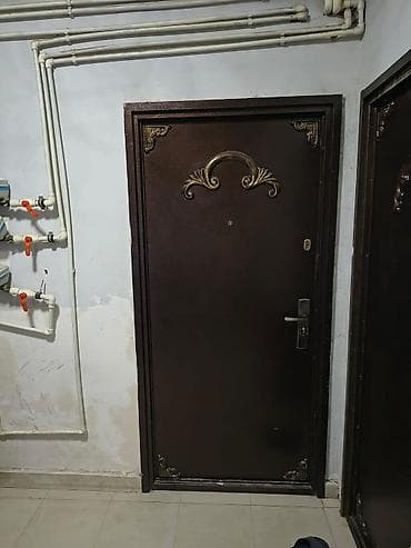 qapi demir: Dəmir giriş qapısı - Material: qalın metal konstruksiya, möhkəm — 1