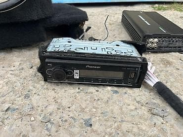 mp3 fm modulator: Avtomobil üçün tam audio dəst Komponentlər: - Pioneer avtomobil — 1