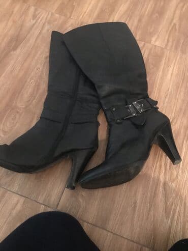 Ölçü: 37, rəng - Qara, İşlənmiş