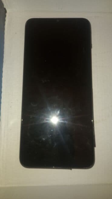 mingecevir telefon: Oppo A38, 128 GB, rəng - Qara, Qırıq, Düyməli, Barmaq izi — 2