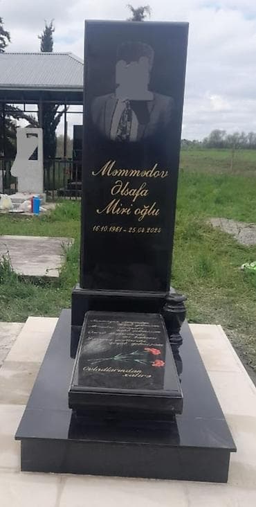 Qranit.-
məzar_daşı