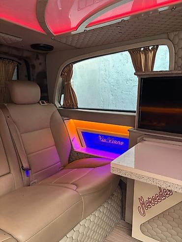 Mercedes-Benz Viano — 2