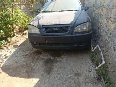 şlanqların satışı: Chery Amulet (A15): 1.6 l | 2008 il 2563 km Sedan — 6