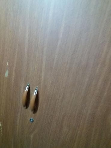 salon şkaf: Dolab antresollu sifarişlə yığılıb yaxşı vəziyyətdə en 140 hündürlüyü — 1