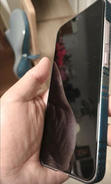 oneplus: OnePlus 13R, 256 GB, rəng - Qırmızı, İki sim kartlı — 5