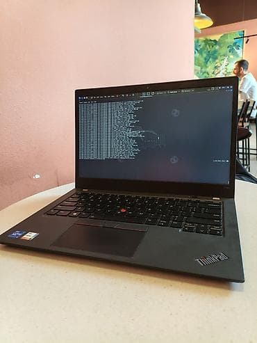 Lenovo ThinkPad T14s noutbuk - Model: ThinkPad T14s (şassi: yüngül və