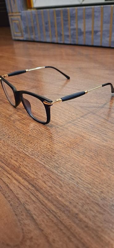 converse canta: Gün eynəyi, Yeni — 4