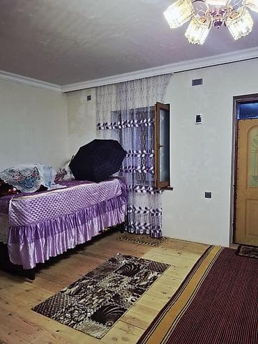 ev certyojları 2 mərtəbəli: 4 otaqlı, 3 kv. m, Kredit yoxdur, Orta təmir — 8