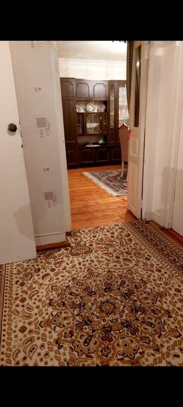 xırdalan kirayə evlər 1 otaqlı: 4 otaqlı, 100 kv. m, Orta təmir — 6