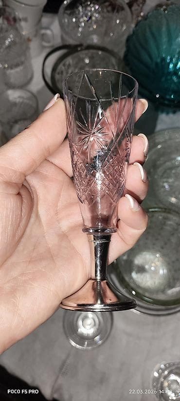 araq sekilleri: Qədəhlər, rəng - Bənövşəyi, Şüşə — 4