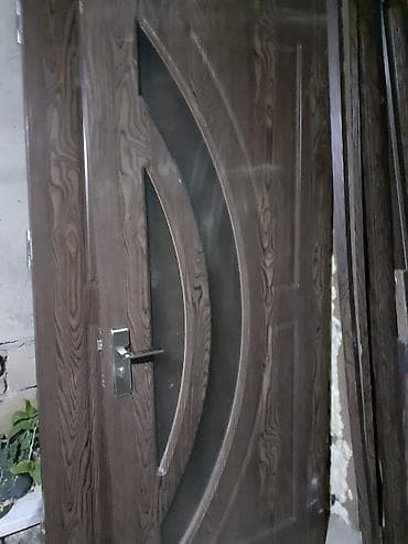 3 ədəd qapı satılır 1 ədədi şüşəsiz 2 ədədi şüşəlidir *Ümumi qiyməti — 4