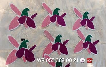 zəfər gününə aid şəkillər çəkmək: Bayraq gülləri. Şəkilləri çevirin zəhmət olmasa. Zəfər günü tablosu — 7