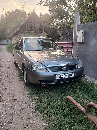 VAZ (LADA) Priora: 1.6 l | Sedan
