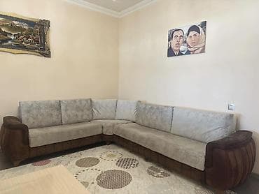 divan satisi: GlrDivan 400azn satılır Üzərində üzlükləri var, amma həmişə üzlüklə — 1