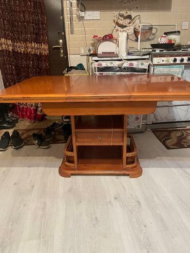 açılan stollar: Qonaq masası, İşlənmiş, Açılan, Taxta, Dördbucaq masa — 1