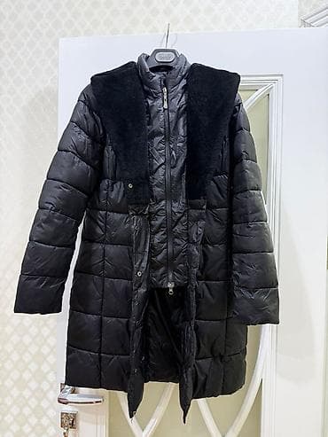 Qadın qış paltosu – qara rəng,yeni kimidir,bogazi xezdir,280 manata