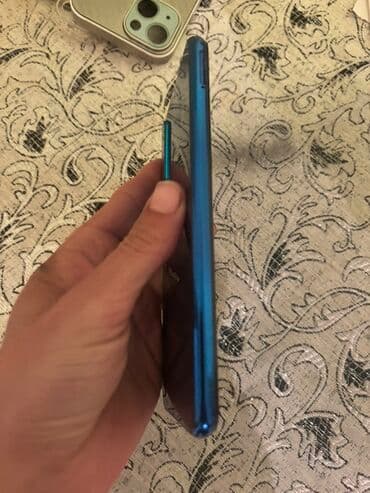 продать старый телевизор: Salam telfon idyaldi zavod heçnəyi dəyşlməyib - Telefon (mavi) - Arxa — 4