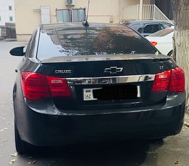 Daraq panellər: Chevrolet Cruze: 1.4 l | 2015 il 151457 km Sedan — 5