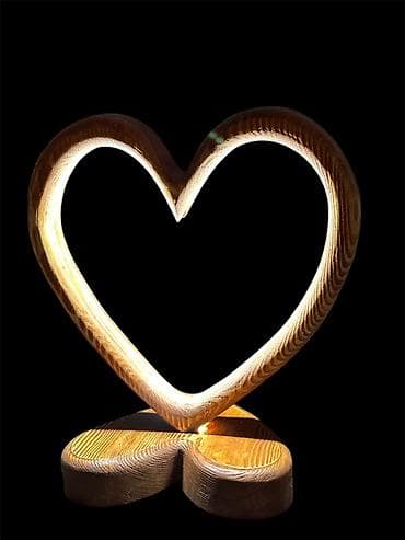 boks sekilleri: Taxta ürək formalı LED masa lampası - Material: təbii ağacdan — 4