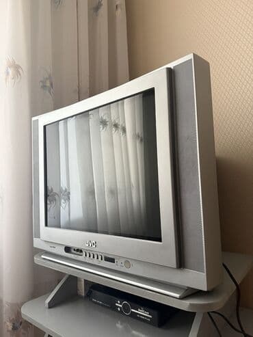 Proyektorlar: JVC kineskop televizoru - Marka/model: JVC (Super Multi işarəli, ön — 2