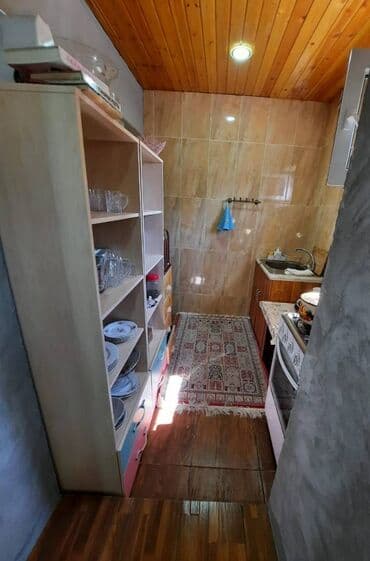 evler bineqedide: 40 kv. m, 2 otaqlı — 4