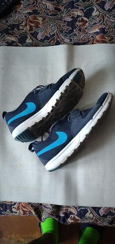 Nike idman kроссоvkalаr - Brend: Nike - Rəng: tünd mavi (swoosh