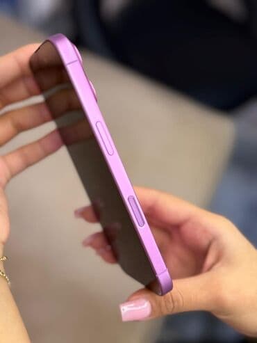 iphone 16 e satış: IPhone 16, Face ID — 4