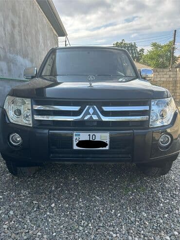 qoşqu lapet: Mitsubishi Pajero (IV nəsil) SUV - Gövdə: 5 qapılı, qara rəng, tam — 1