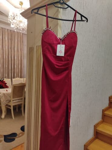 vecerni koynekler: Ziyafət donu, Maksi, S — 1