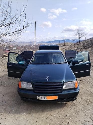mersedes oturacaq: Mercedes-Benz C-Class: 1.8 l | 1995 il Sedan — 6