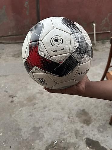 TRYON FT-180 futbol topu - Ölçü: 4 (üzərində “size 4” qeyd olunub) - — 2