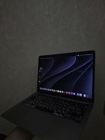 iphone 16 e4: Apple MacBook, 13.3 ", Intel Core i3, 256 GB — 3