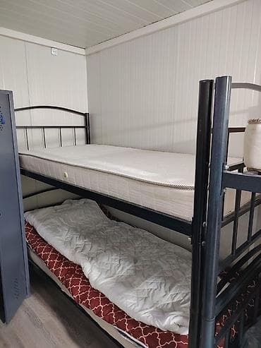 Oğlan və qız üçün, İşlənmiş, Çarpayı, Matrassız, Siyirməsiz, Dəmir