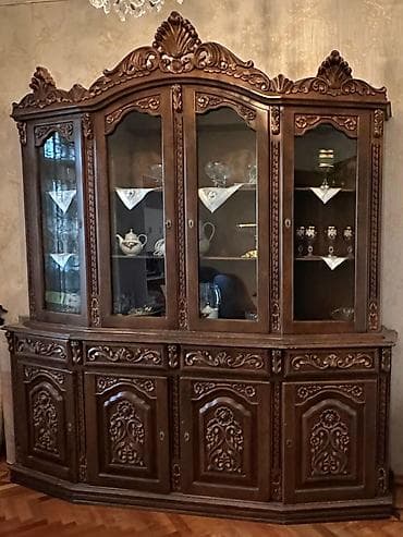 Qorkalar: Klassik üslubda iri ölçülü servant (qorka) Detallar: cilalı səth, oyma — 1