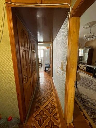 ucuz evler xirdalanda: Bakı, 3 otaqlı, Köhnə tikili, m. Xalqlar Dostluğu, 100 kv. m — 11