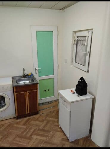 rieltor nədir: 28 may metrosu Semed Vurgun baginin yani 1/1 mertebesi 1 otaqli — 10