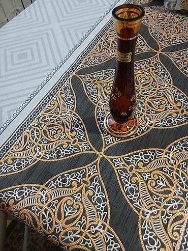postel: Porcelan dekor dəsti - 3 ədəd kiçik dekorativ güldan: fərqli formalar — 9
