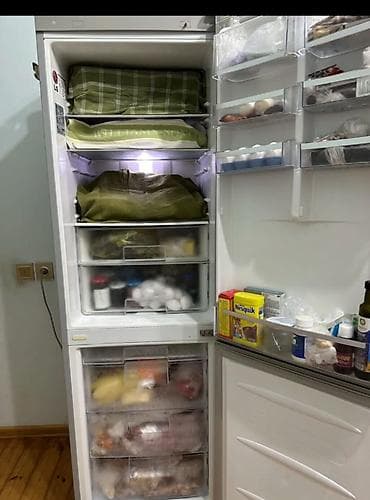 soyuducu samsung: 2 qapılı Samsung Soyuducu Satılır, rəng - Ağ — 2