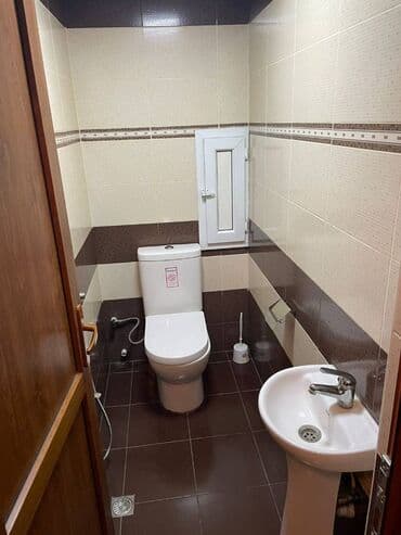 qarayev obyekt: Qaraev metrosunun yaxınlığında 16 mertebeli binanın 5-ci mərtəbəsində — 17