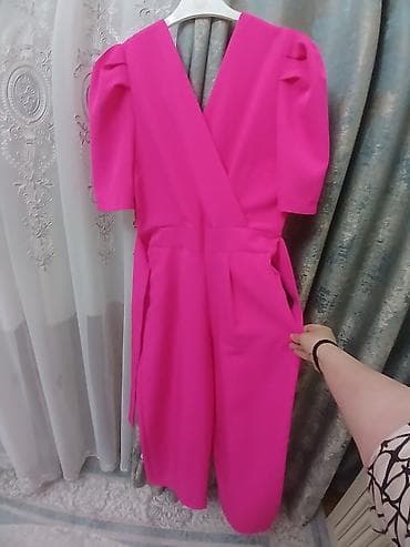 hərbi geyimler: Qadın kombinezonu – çəhrayı (fuşya) rəng - Model: V-yaxalı, qolları — 2