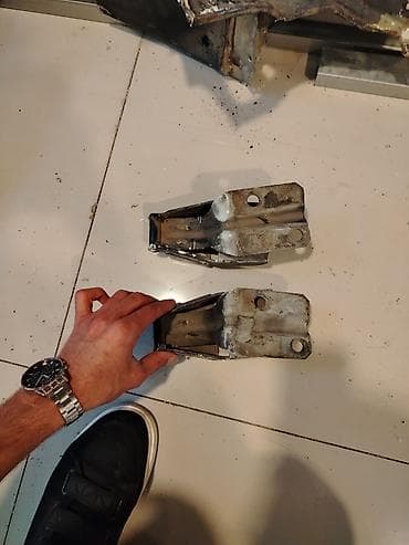 Tofaş üçün sağ sol bakavinlər üstdən çıxıb zədəli deyl yaxşı