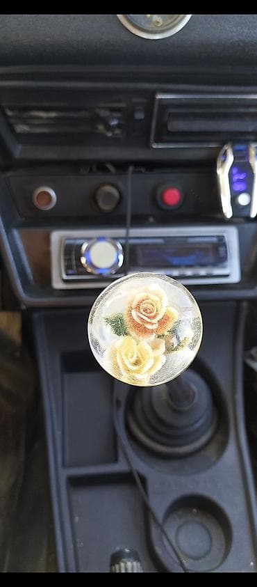 Şin və təkərlər: Akril/qatrandan hazırlanmış dekorativ sürət qolu topuzu - Şəffaf — 3