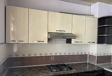 ikinci el metbex mebelleri: Ucuz qiymətə Mətbəx mebel dəsti satılır. Yaxşı vəziyyətdədir. Ünvan — 1