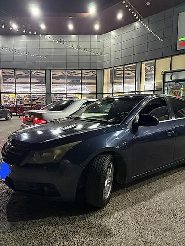 zapas təkər: Chevrolet Cruze: 1.4 l | 2014 il 286000 km Sedan — 7